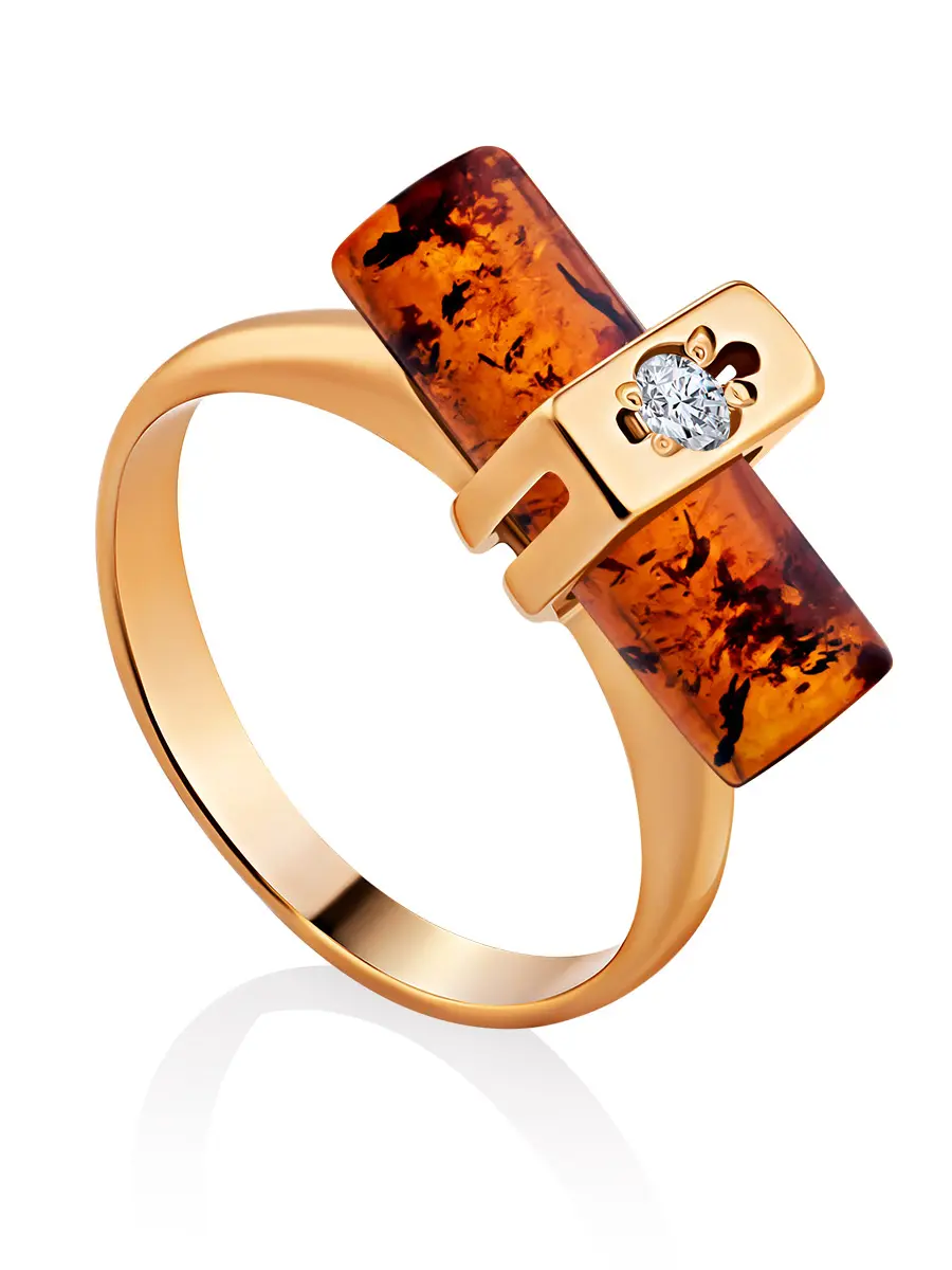 картинка Нежное и стильное кольцо «Скандинавия» из серебра с позолотой и янтаря в онлайн магазине
