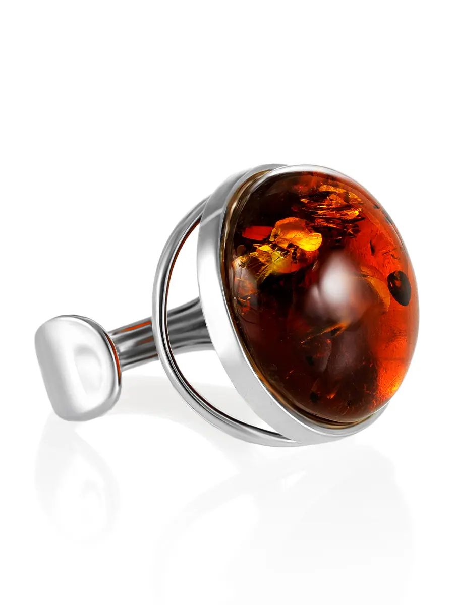 картинка Стильное серебряное кольцо со вставкой из коньячного янтаря «Глянец» в онлайн магазине