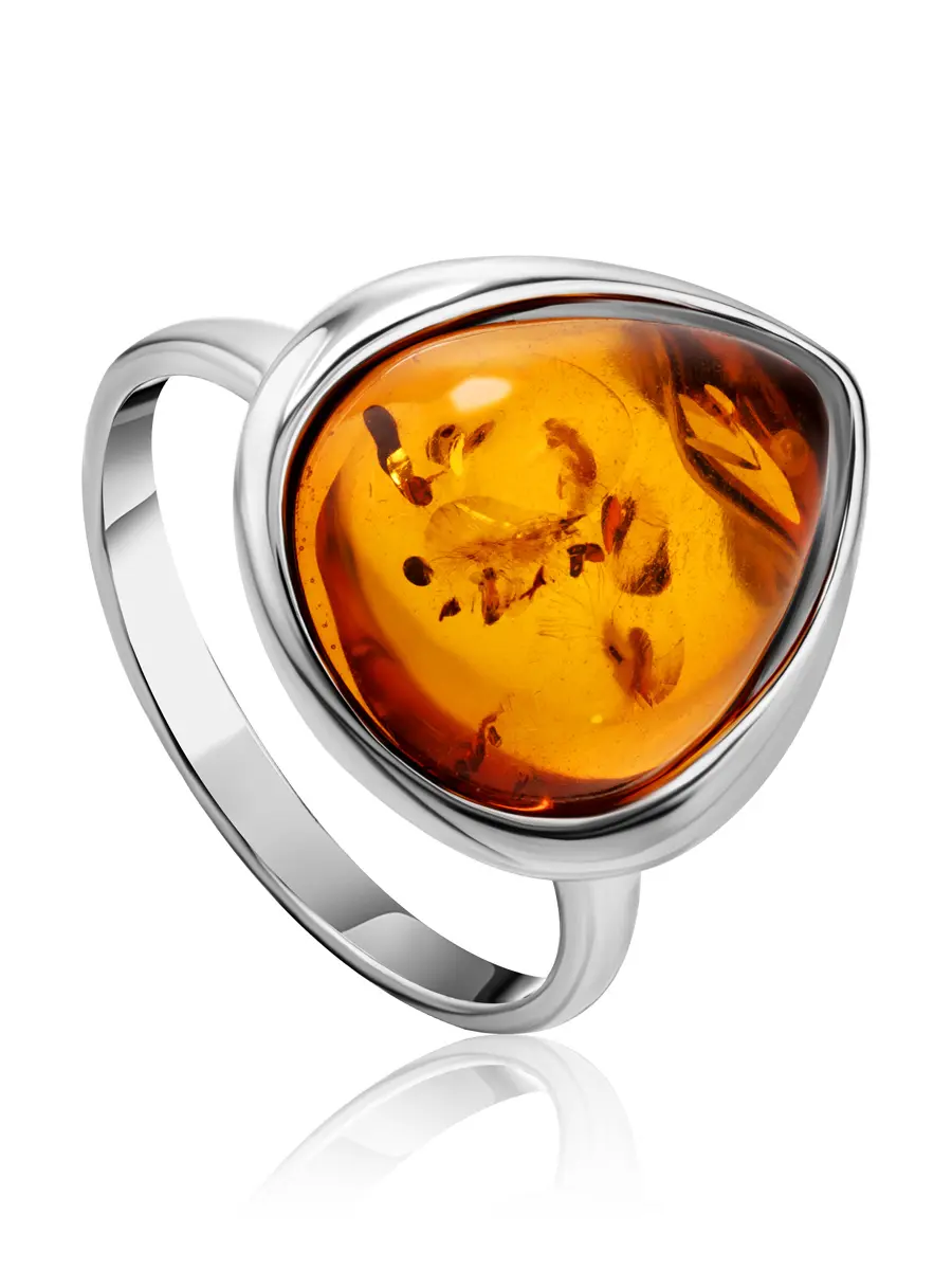 картинка Лаконичное кольцо из янтаря чайного оттенка «Джульетта» в онлайн магазине