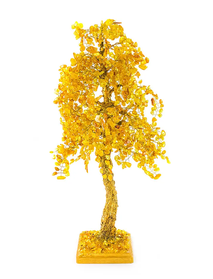 картинка Пышное золотистое деревце с натуральным балтийским янтарём на деревянной подставке в онлайн магазине