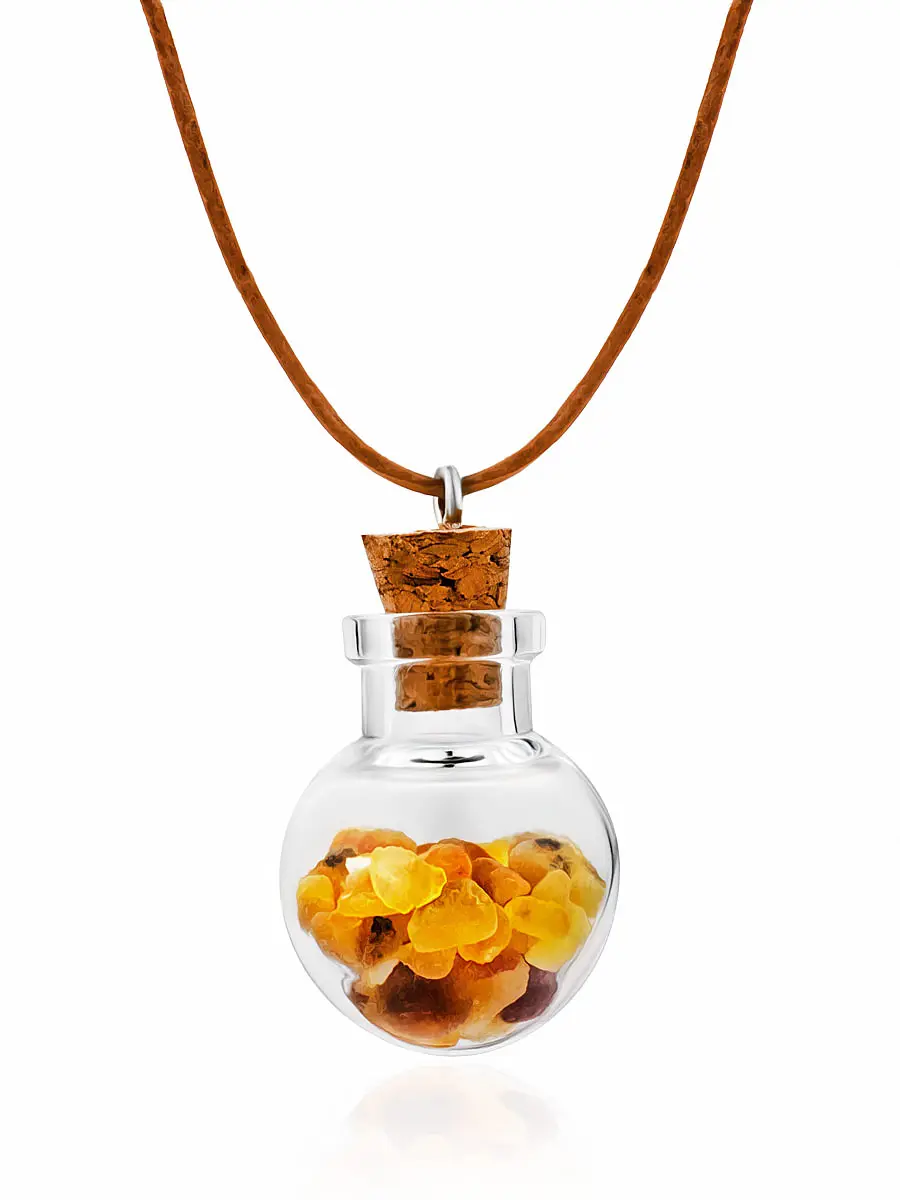 картинка Сувенирная подвеска-бутылочка круглой формы с натуральным янтарём в онлайн магазине