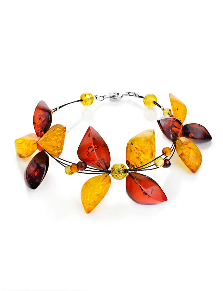 картинка Нарядный браслет из натурального цельного янтаря на струне «Первоцвет» в онлайн магазине