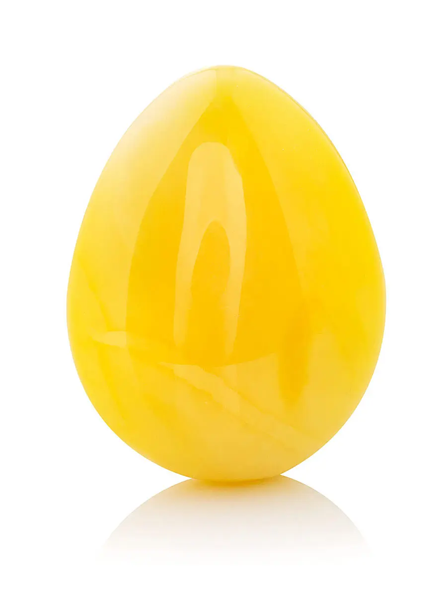 картинка Глянцевый кусочек натурального молочно-медового янтаря в форме капли 46х37х22 мм в онлайн магазине