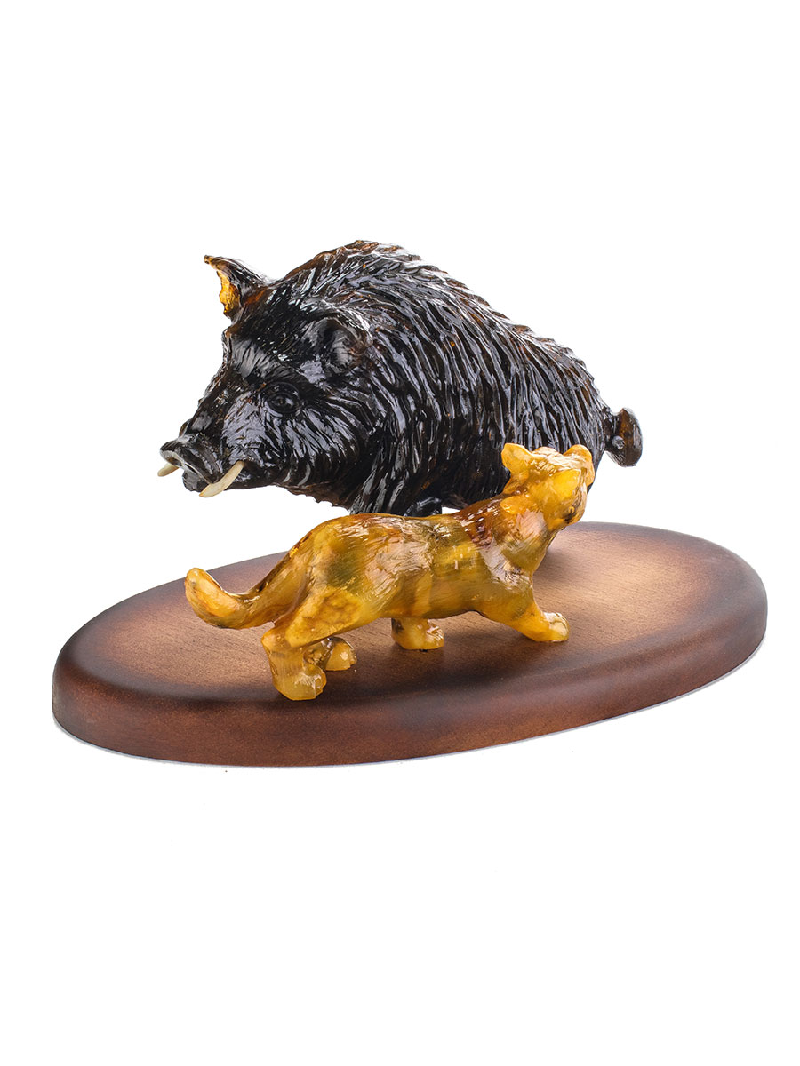 

Резная статуэтка из натурального янтаря «Поединок», Микс